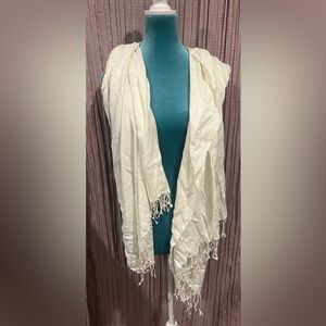 Elegant Cream Scarf with Fringe
